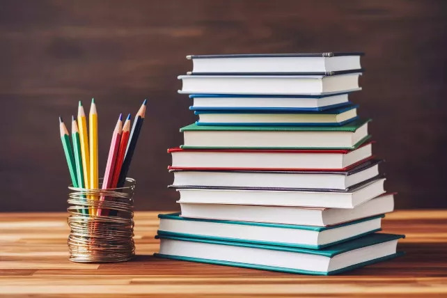 Contributo per Libri di Testo per Alunni delle Scuole Secondarie di Primo Grado a Casal Velino